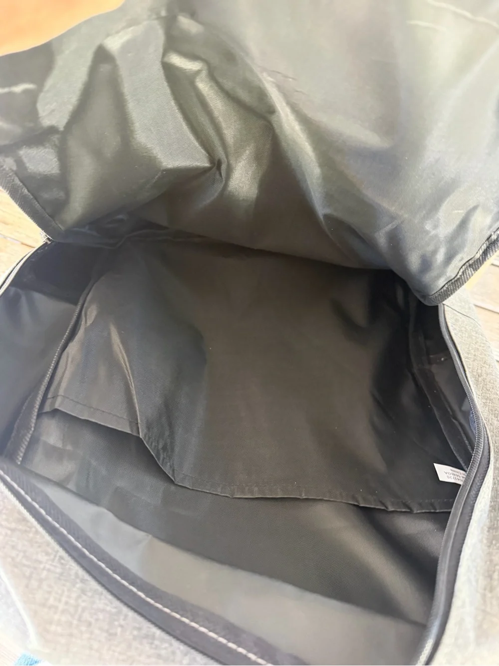 New York Knicks Gray & Black Backpack – Brand New